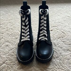 Rag and Bone Black Shiloh Combat  Women's Boots. NWT Size 35. Leather/Cloth